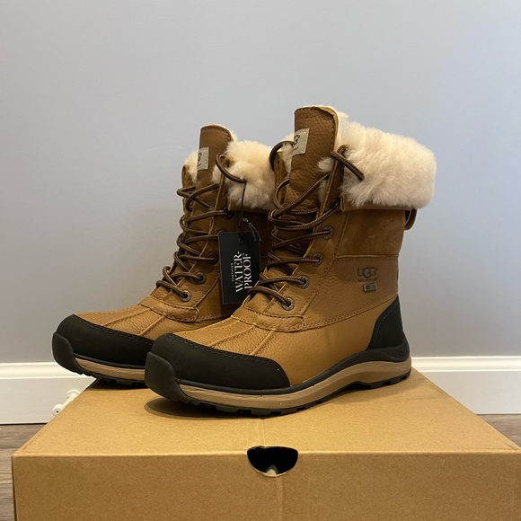 UGG Shoes - UGG Adirondack boot III Size 7 Never Worn still in box
